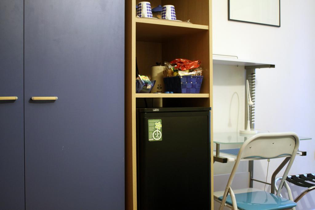 B&B Napoli Plebiscito Habitación foto